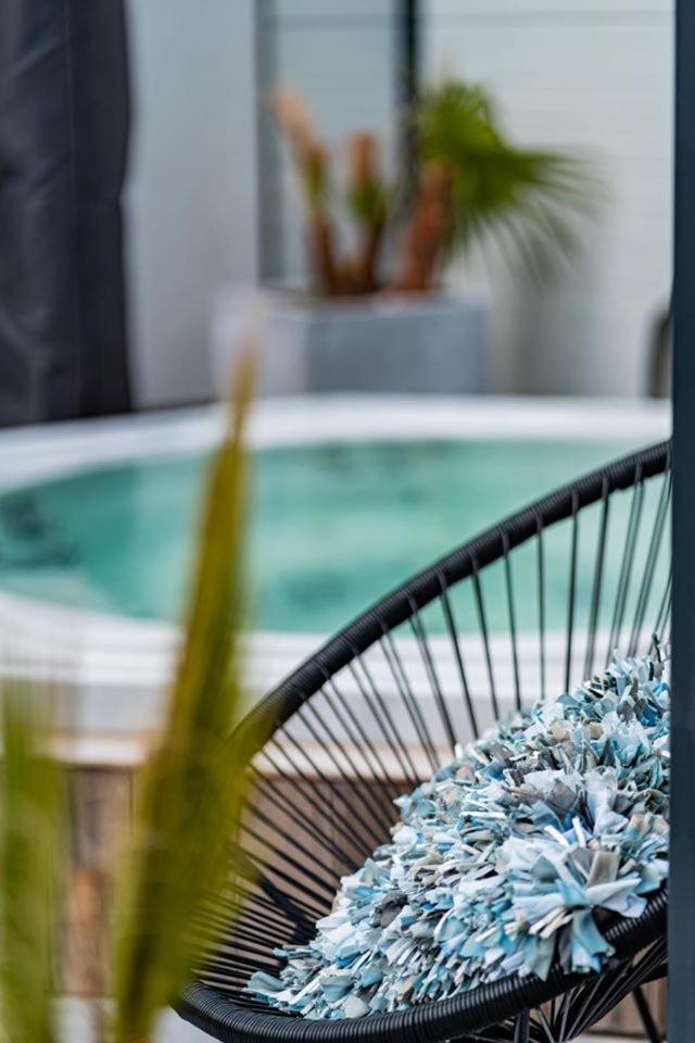 Villa Cecha B&B &Wellness Остенде Екстериор снимка