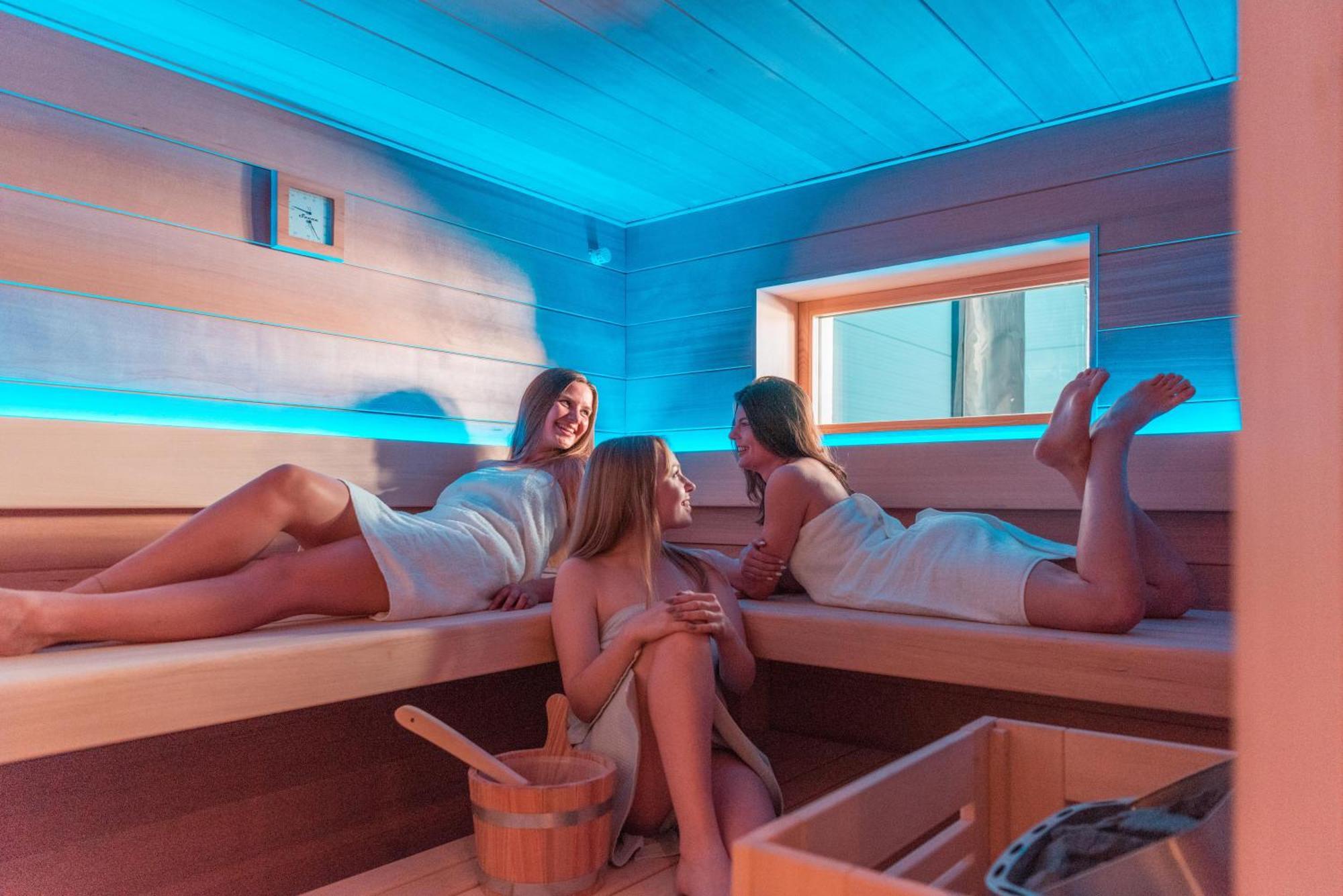 Villa Cecha B&B &Wellness Остенде Екстериор снимка