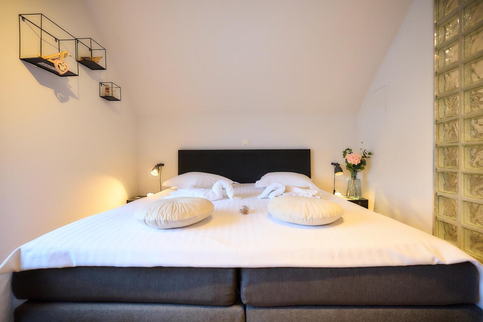 Villa Cecha B&B &Wellness Остенде Екстериор снимка